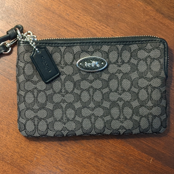 Coach Signature Corner Zip Wristlet Black Smoke/Black #52574 - Picture 2 of 7